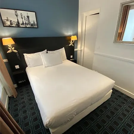 Etoile Trocadéro 3* Parigi