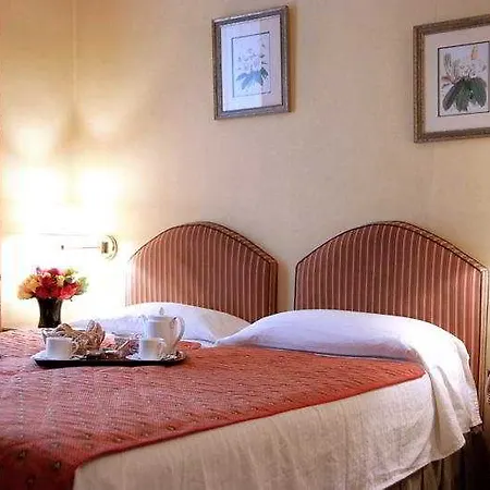 Hotel Etoile Trocadéro 3*