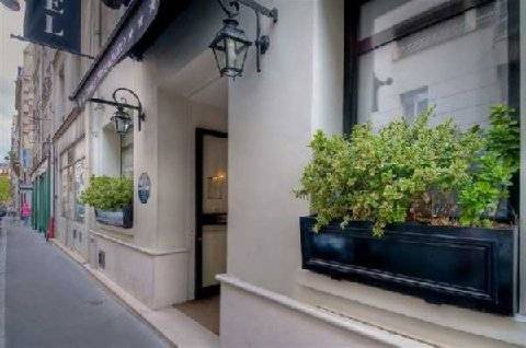 Hotel Etoile Trocadero Parigi