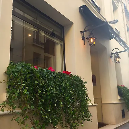 Etoile Trocadero Hotel 3*