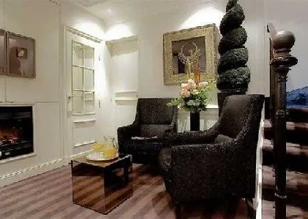 Etoile Trocadero Hotel 3*